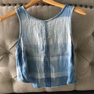 Plates flowy cropped top